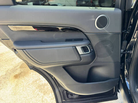 2020 Land Rover Discovery SE