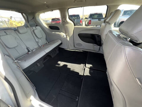 2020 Chrysler Pacifica Touring L