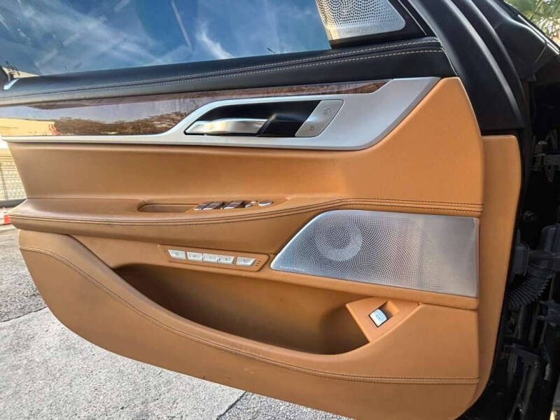 2018 BMW 7 Series 750i xDrive