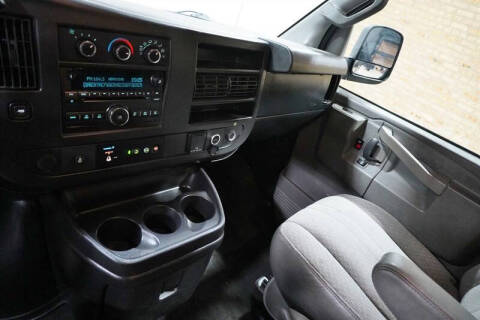 2017 Chevrolet Express LT 3500