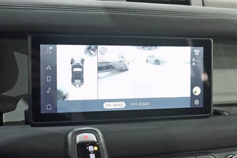 2020 Land Rover Defender 110 SE