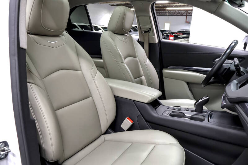 2020 Cadillac XT4 Luxury