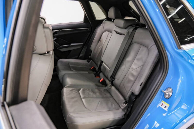 2020 Audi Q3 quattro S line Prem Plus 45 TFSI