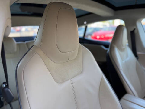 2014 Tesla Model S P85