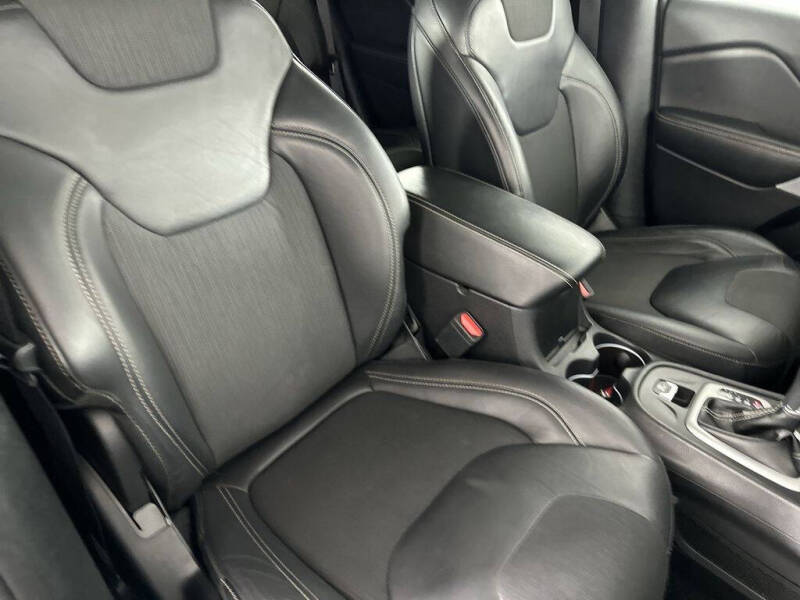 2018 Jeep Cherokee Latitude Plus