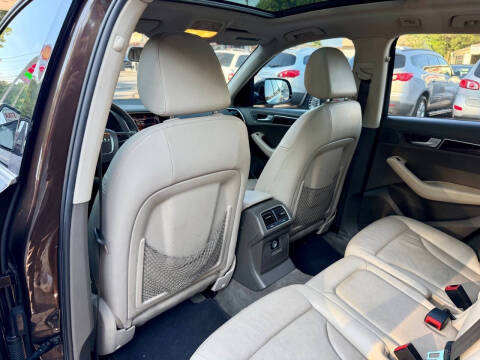 2012 Audi Q5 2.0T quattro Premium Plus