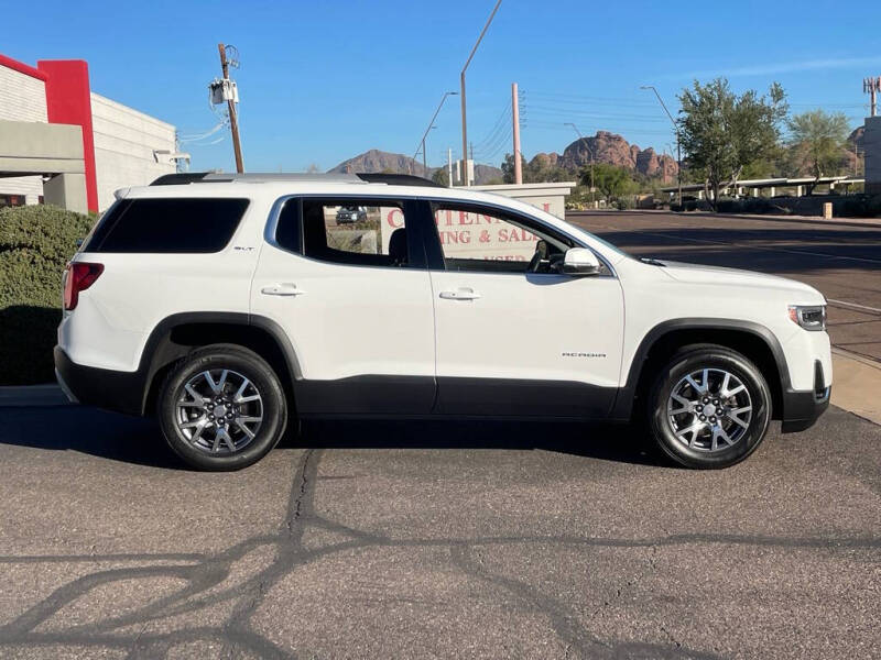 2023 GMC Acadia SLT