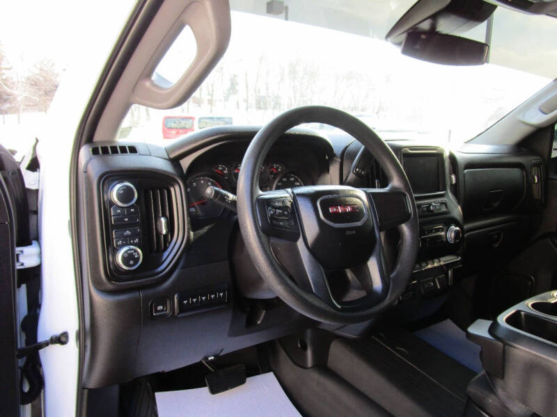 2024 GMC Sierra 2500HD Pro