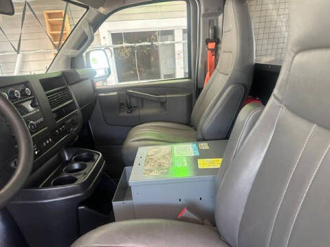 2018 Chevrolet Express 2500