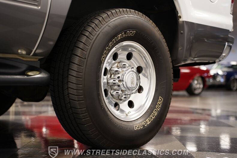 2002 Ford Excursion XLT