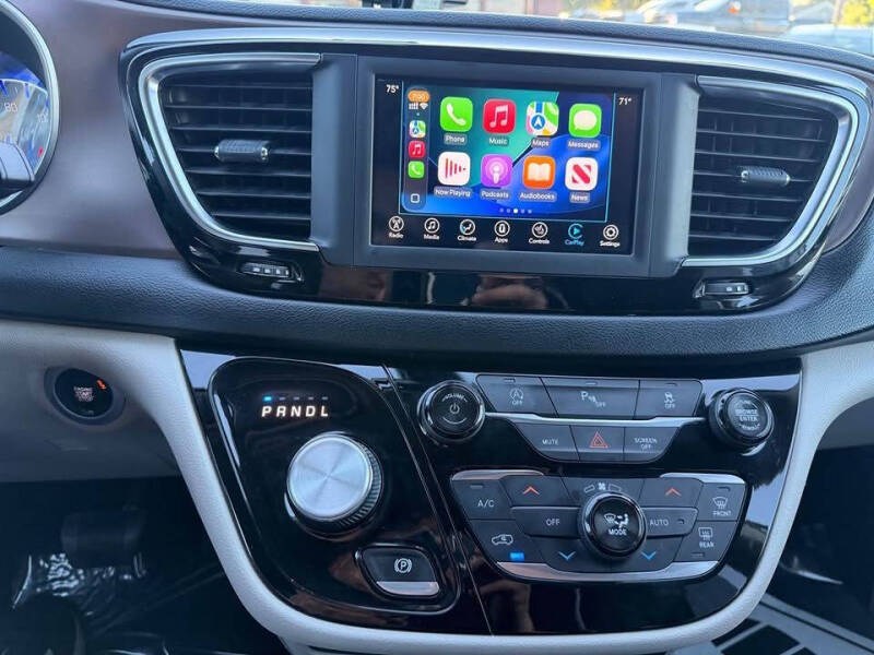 2018 Chrysler Pacifica Touring L