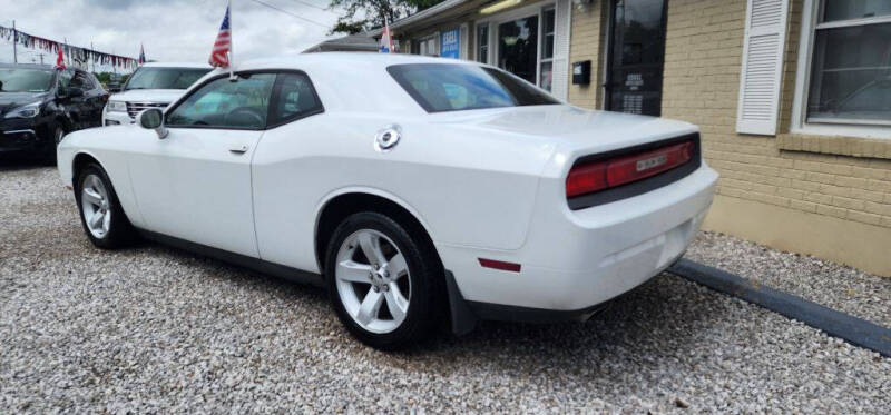 2013 Dodge Challenger SXT