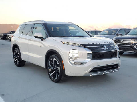 2025 Mitsubishi Outlander PHEV SEL