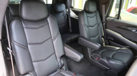 2020 Cadillac Escalade Platinum