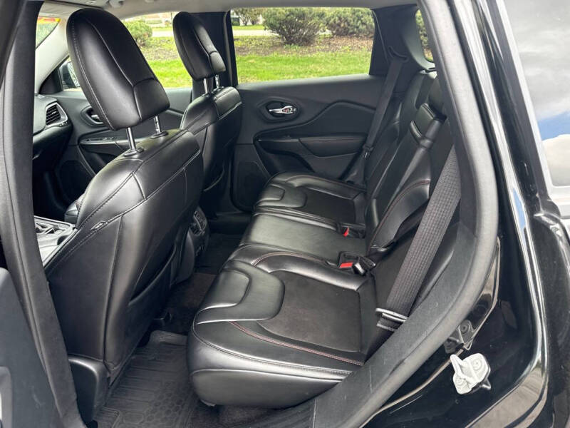 2019 Jeep Cherokee Trailhawk