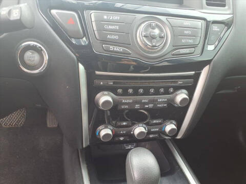 2018 Nissan Pathfinder S