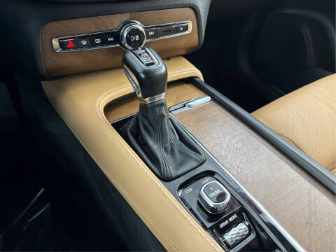 2017 Volvo XC90 T6 Inscription