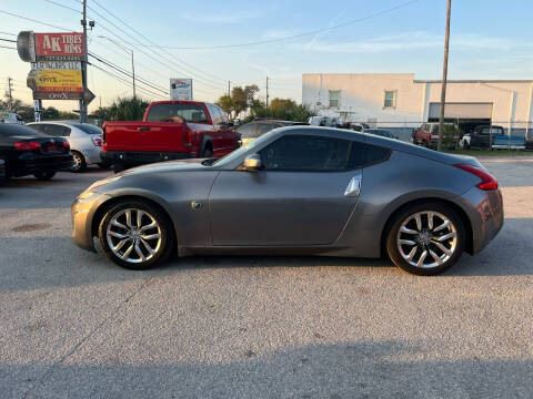 2014 Nissan 370Z for sale at ONYX AUTOMOTIVE, LLC in Largo FL