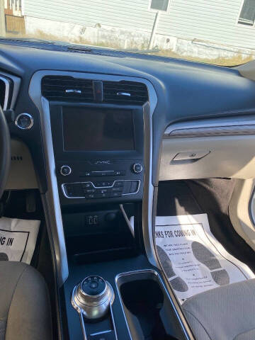2019 Ford Fusion SE