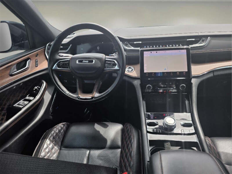 2022 Jeep Grand Cherokee