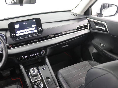 2024 Mitsubishi Outlander PHEV SE