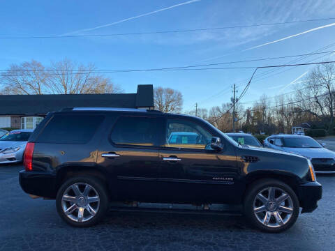 2011 Cadillac Escalade Premium