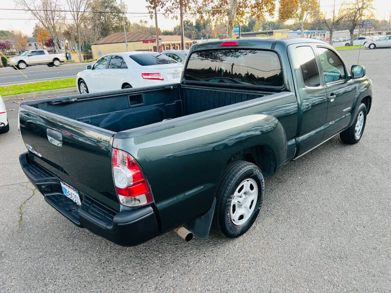 2010 Toyota Tacoma Base photo 3