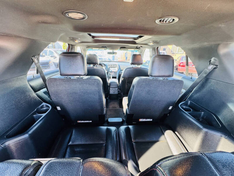 2017 Ford Explorer Sport