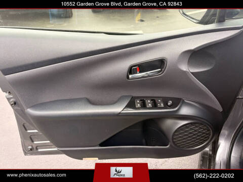 2016 Toyota Prius Two