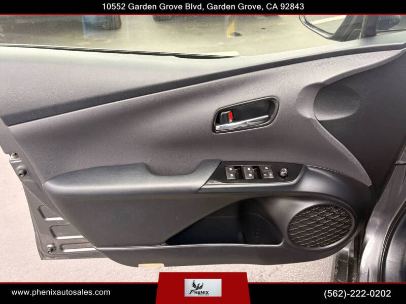 2016 Toyota Prius Two