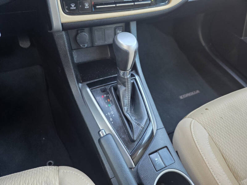 2019 Toyota Corolla LE