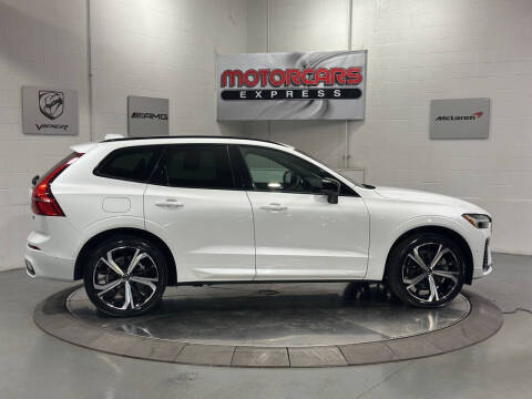 2022 Volvo XC60 B6 R-Design