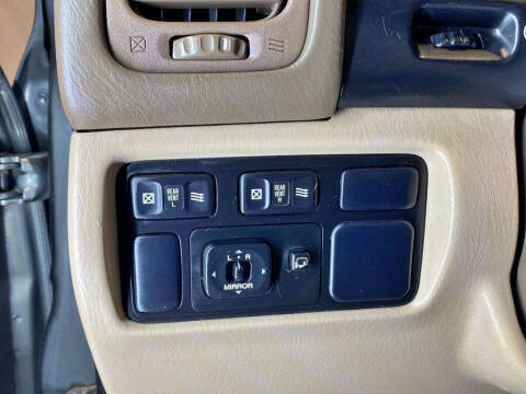 2000 Lexus LX 470