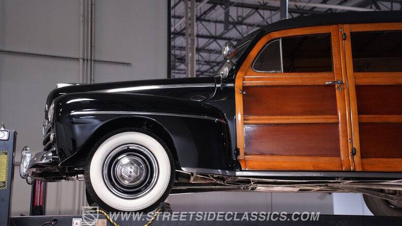 1947 Ford Super Deluxe