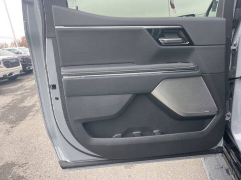 2024 GMC Sierra EV Denali Edition 1