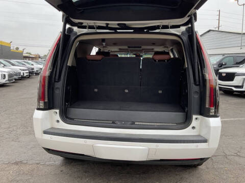 2017 Cadillac Escalade Premium Luxury