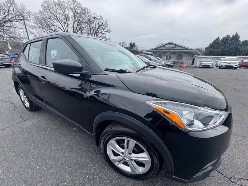 2020 Nissan Kicks S
