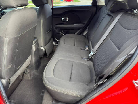2015 Kia Soul +
