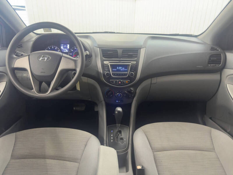 2016 Hyundai Accent SE