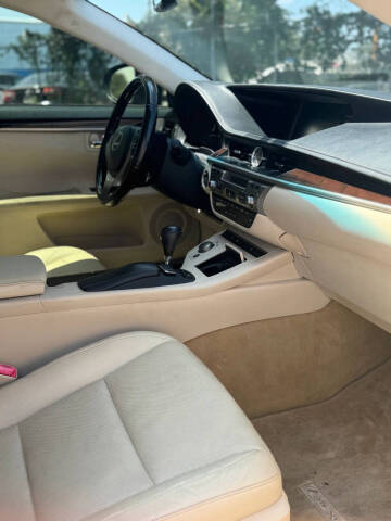 2013 Lexus ES 350