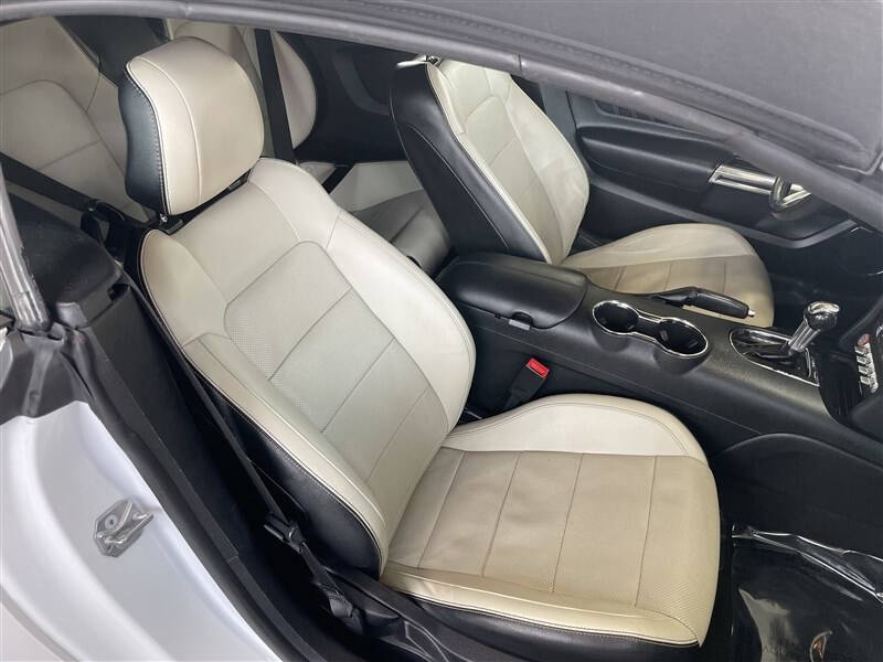 2017 Ford Mustang EcoBoost Premium