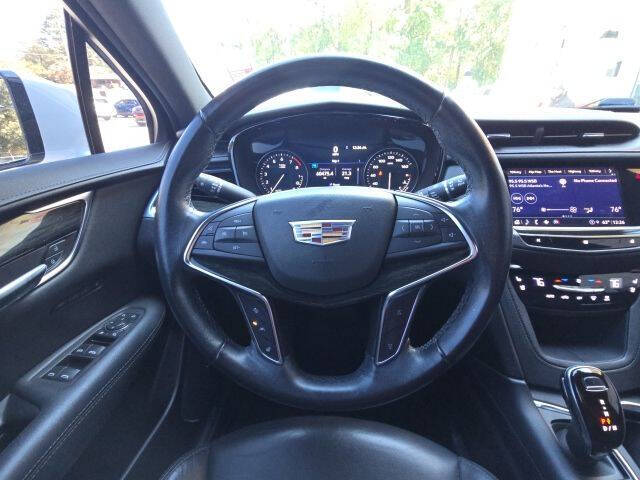 2021 Cadillac XT5 Premium Luxury