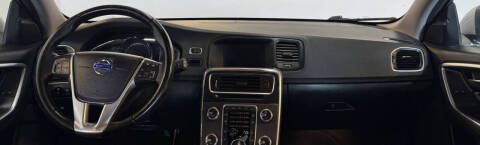 2016 Volvo V60 T5 Drive-E Premier