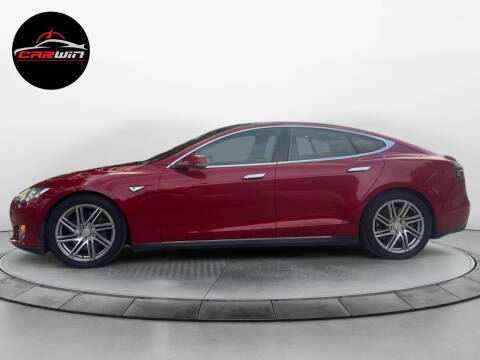 2015 Tesla Model S 90D