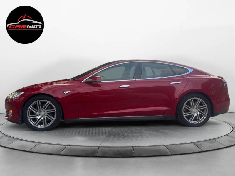 2015 Tesla Model S 90D