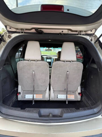 2011 Ford Explorer XLT