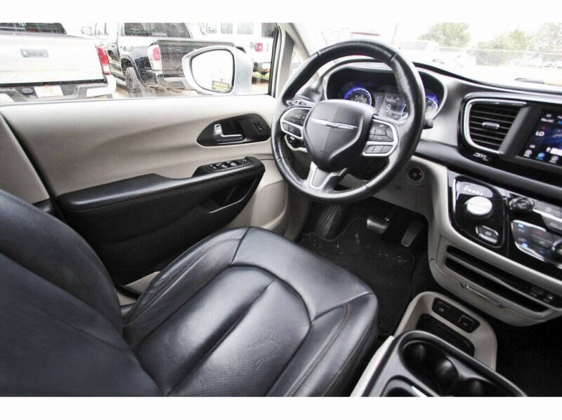 2020 Chrysler Pacifica Touring L