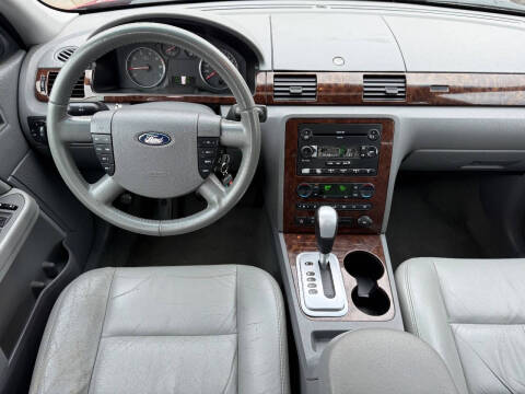 2005 Ford Five Hundred SEL