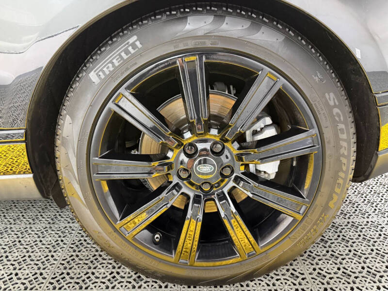 2020 Land Rover Range Rover P525 HSE