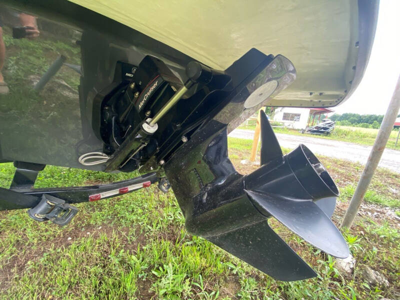 2016 Glastron GTS 185